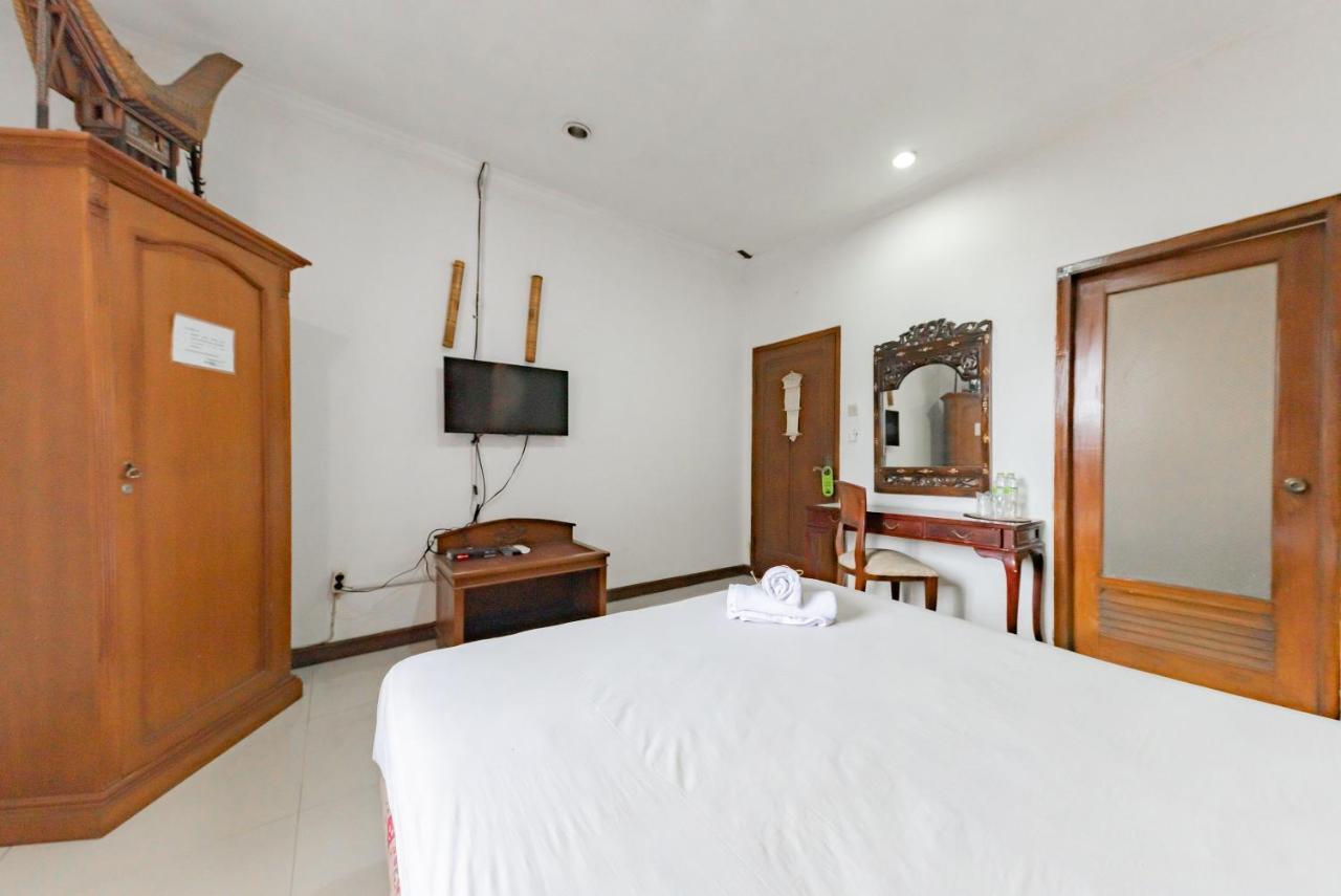 Hotel O Bandung Near Stadion Siliwangi Formerly The Ethnic Hotel Bandung Exterior foto