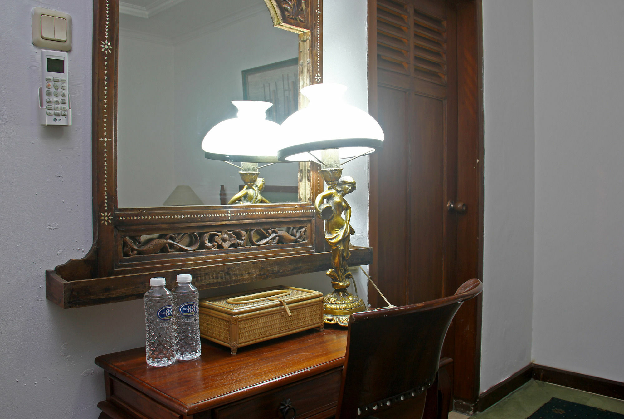 Hotel O Bandung Near Stadion Siliwangi Formerly The Ethnic Hotel Bandung Exterior foto